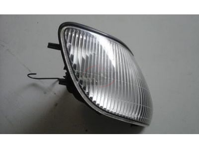 Mitsubishi L400 / Mitsubishi SpaceGear - Farolim frente direito (KOITO)
