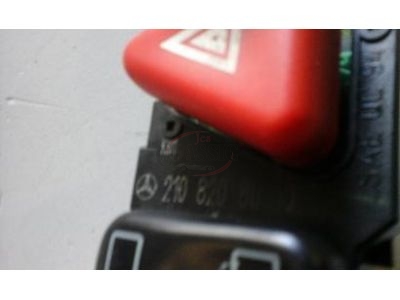 Mercedes-Benz Class E W210 - Interruptor de emergência
