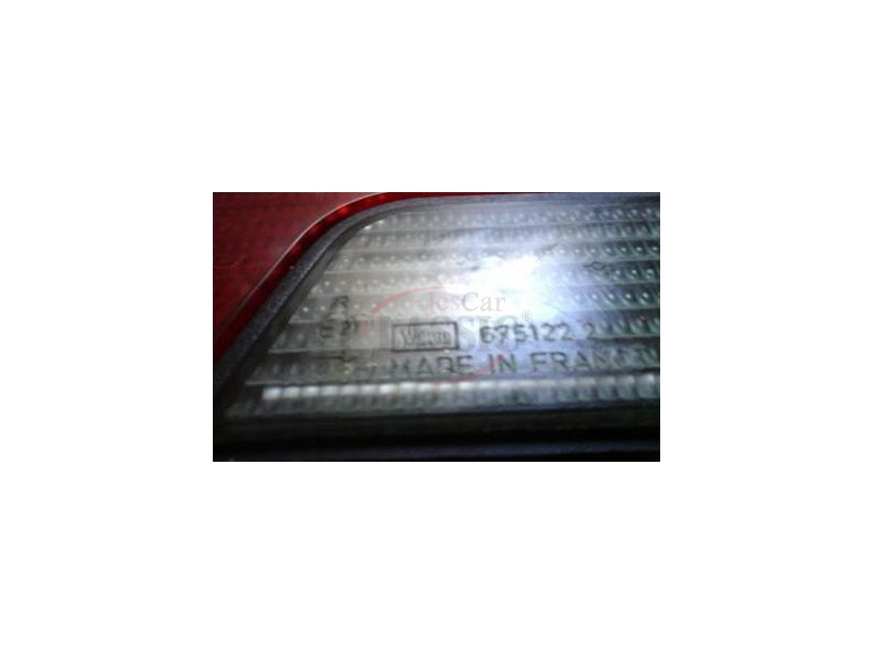 Peugeot 405 I - Farolim traseiro direito (VALEO)