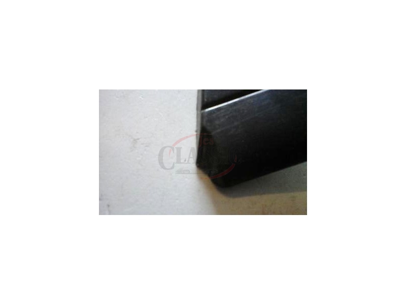 Mercedes-Benz W201 190 - Friso embelezador da ilharga traseira esquerda