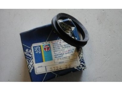 Peugeot 305 - Vedante