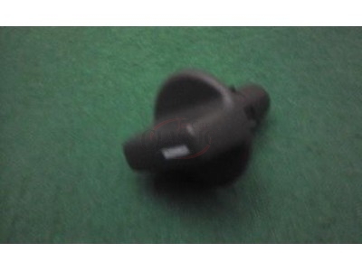 Peugeot 205 II - Botão de regulação altura dos faróis principais