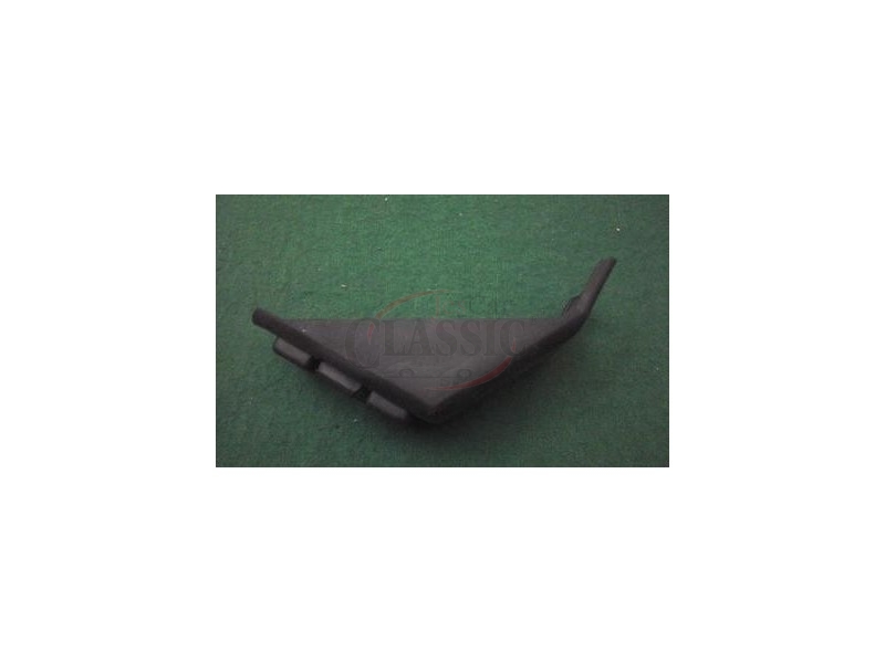 Peugeot 309 - Suporte da parteleira de porta objectos de tablier