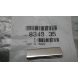 Peugeot 405 - União de friso embelezador do vidro óculo