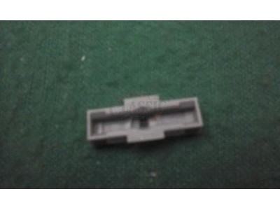 Ford Escort MKIII / Ford Orion MKI - Mola de fixação frisos embelezadores