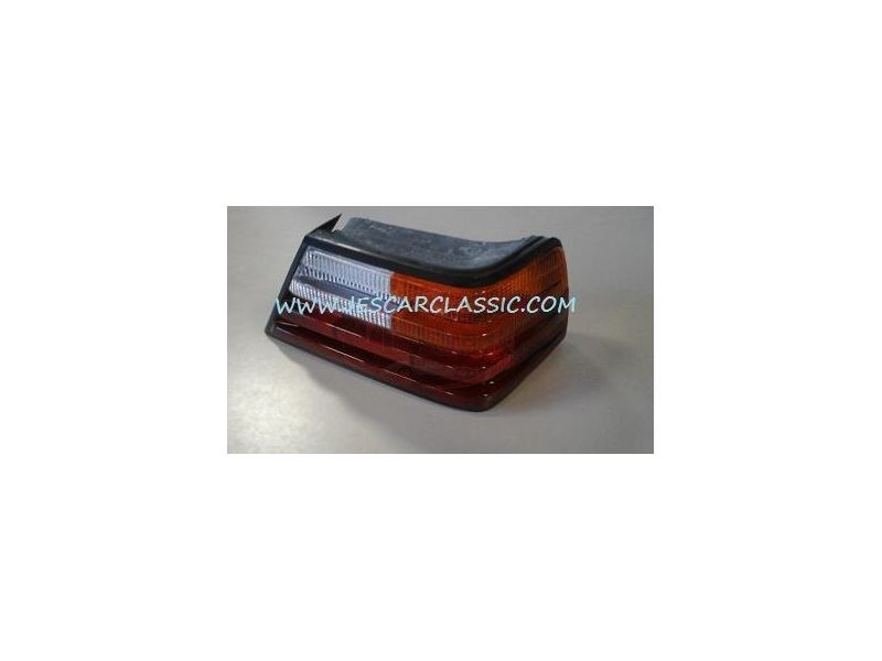 Mercedes-Benz W124 - Farolim traseiro direito