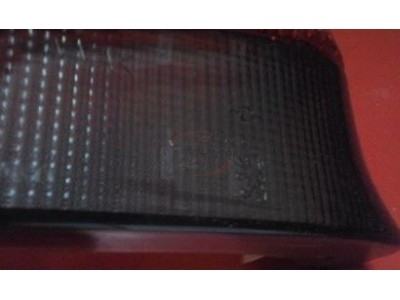 Peugeot 106 I - Vidro farolim traseiro direito (AXO)