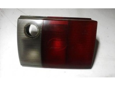 Audi 80 B4 Avant - Farolim traseiro direito (SCINTEX)