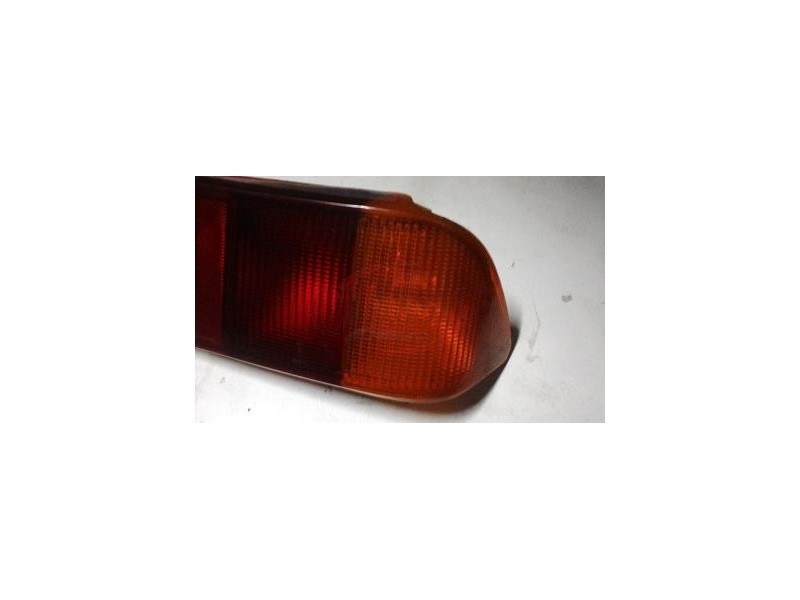Ford Sierra MKI - Farolim traseiro direito