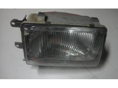 Audi 100 C2 - Farol principal direito H4 (HELLA)
