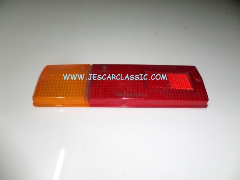 Fiat 124 Special / Fiat 124 Special T - Vidro farolim traseiro esquerdo