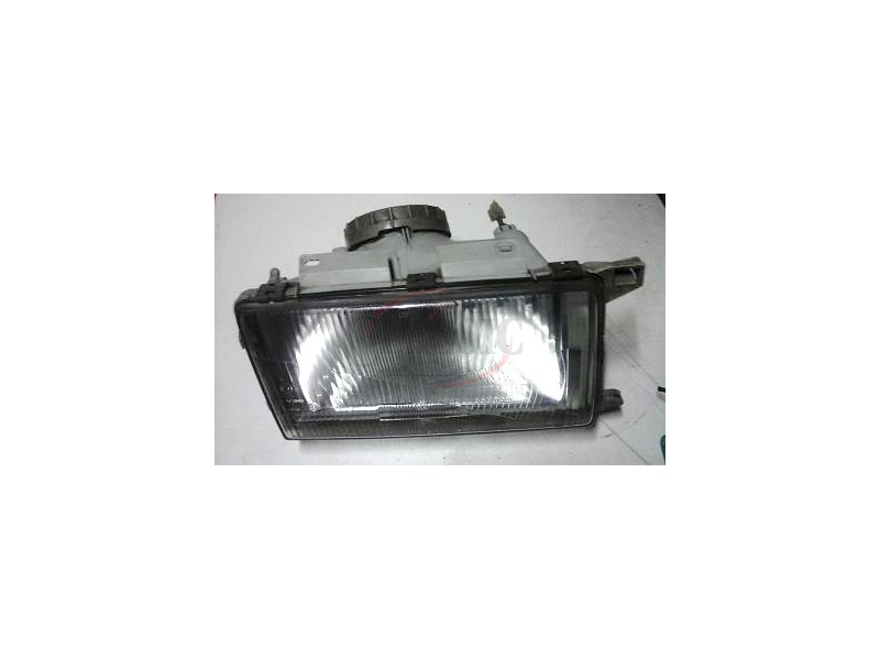 Volvo Serie 440 - Farol principal direito H4 (HELLA)