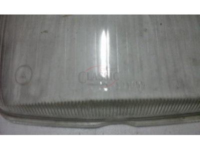 Mercedes-Benz W114 /8 /  Mercedes-Benz W115 /8 - Vidro de farol principal 1ª Serie (HELLA)