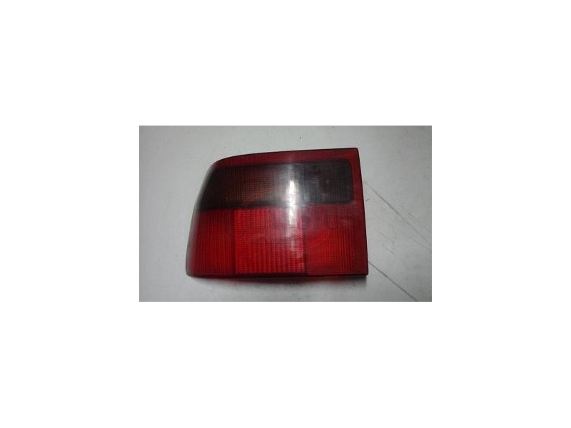 Citroen ZX - Vidro de farolim traseiro esquerdo (VALEO)