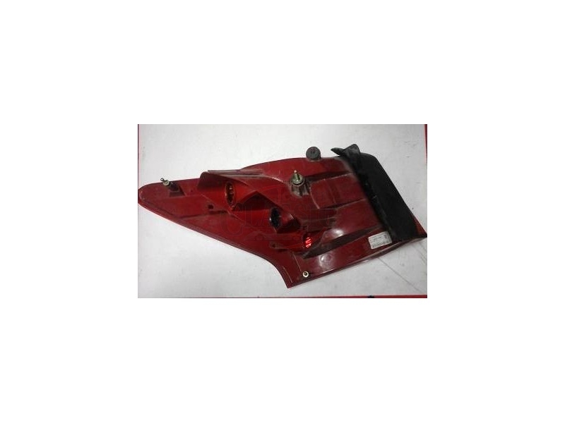 Peugeot 407 - Farolim traseiro direito (AXO SCINTEX)