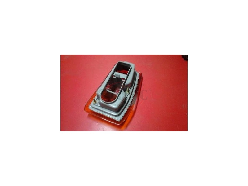 Ford Fiesta MkII - Farolim traseiro esquerdo (ARIC)