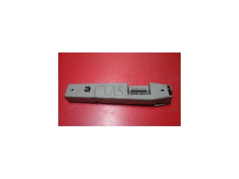 Ford Escort MKV Estate / Ford Escort MKVI Estate - Suporte de lâmpadas farolim traseiro esquerdo