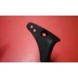 Nissan 100A - Aro farol lado direito