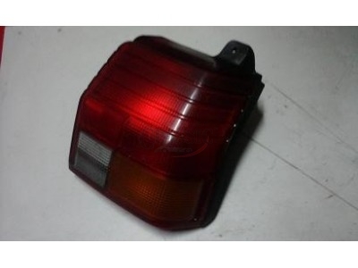 Toyota Starlet II EP70 - Farolim traseiro direito (IKI)