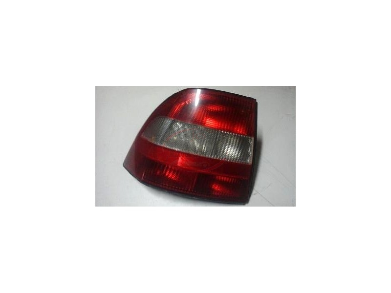 Opel Vectra B - Farolim traseiro esquerdo (CARELLO)