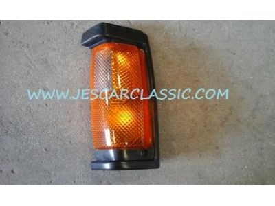 Nissan D21 Pick-up - Farolim frente esquerdo