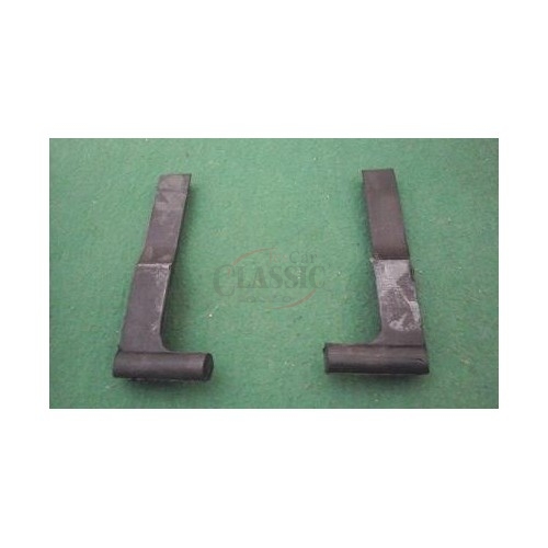 Renault 4 - Jogo (2) cantos em borracha tampa mala