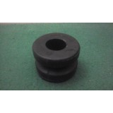 Nissan 720 Pick-up - Casquilho do esticador da suspensão