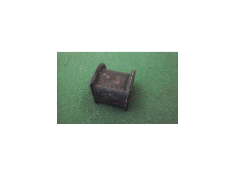 Toyota Corolla III KE70 - Batente da barra estabilizadora