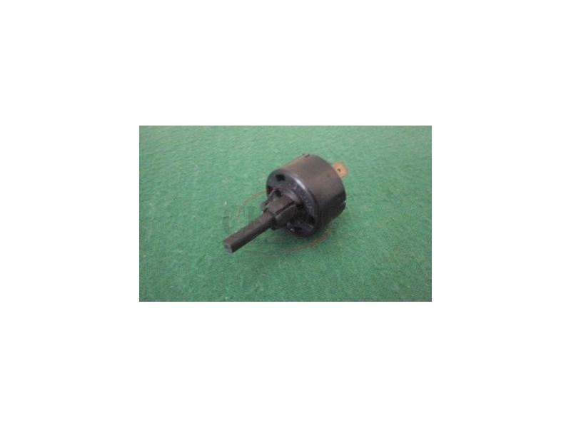 Renault 9 - Interruptor de comando ventilação (SOFICA)