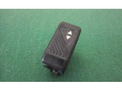 Renault Clio I - Interruptor de vidro