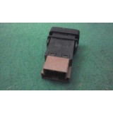 Nissan Sunny N14 - Interruptor de desembaciador