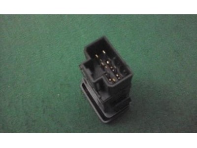 Nissan Sunny N14 - Interruptor de emergência