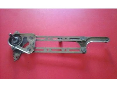 Renault 9 - Elevador de vidro manual traseiro direito