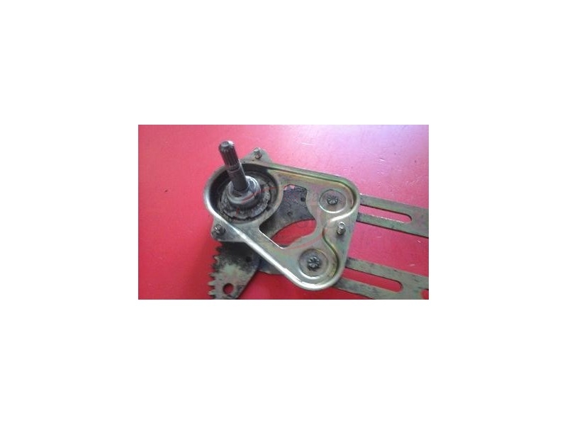 Renault 9 - Elevador de vidro manual traseiro direito