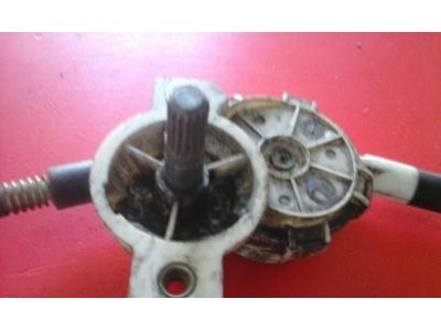 Renault Clio I - Elevador de vidro manual frente esquerdo