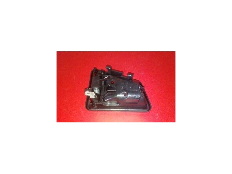 Suzuki Vitara I - Manipulo de abertura interior porta direita