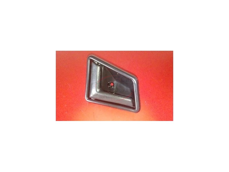 Suzuki Vitara I - Manipulo de abertura interior porta esquerda