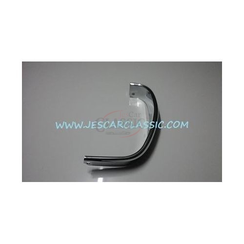 Nissan 1200 B110 - Canto de acabamento da grelha principal lado esquerdo