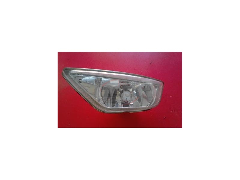 Ford Focus I - Farol auxiliar esquerdo H11 (VISTEON)