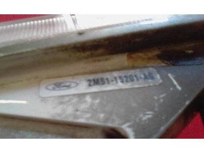 Ford Focus I - Farol auxiliar esquerdo H11 (VISTEON)