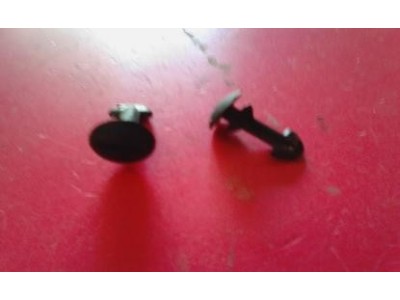 Opel Astra G - Mola de fixação