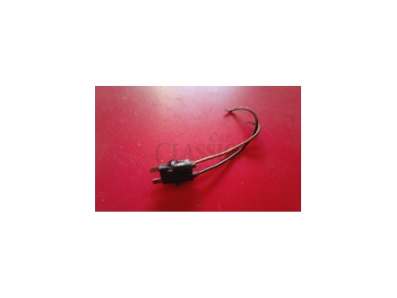 Mercedes-Benz W123 - Contacto de buzina