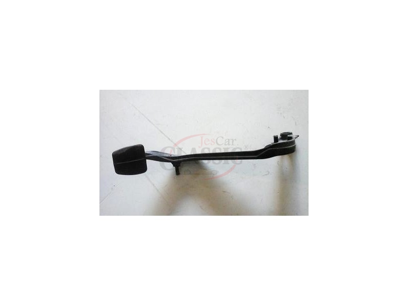 Mercedes-Benz W201 190 - Pedal de embraiagem