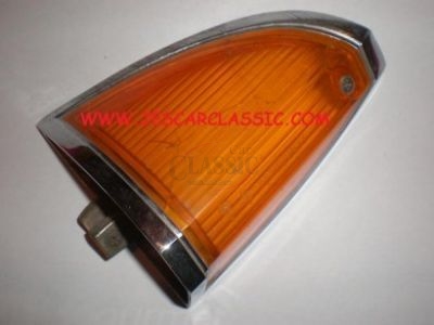 Ford Taunus 17M P5 - Vidro farolim frente direito (SWF)