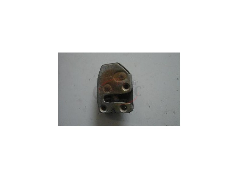 Peugeot 504 / Talbot Samba - Batente de fechadura porta esquerda (TAGA