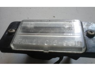 Mitsubishi L200 KA4T - Farolim de iluminação matricula (STANLEY)
