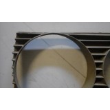 Mercedes-Benz W123 - Grelha de farol principal direita