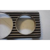 Mercedes-Benz W123 - Grelha de farol principal direita