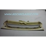 VW Golf IV - Grelha principal (Sem emblema c/rede)