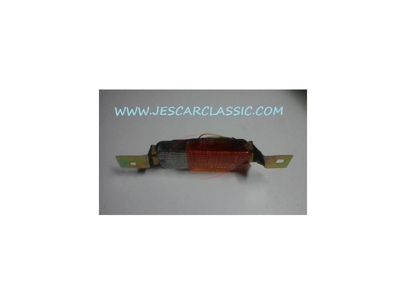 Toyota Corolla III KE30 - Farolim frente direito